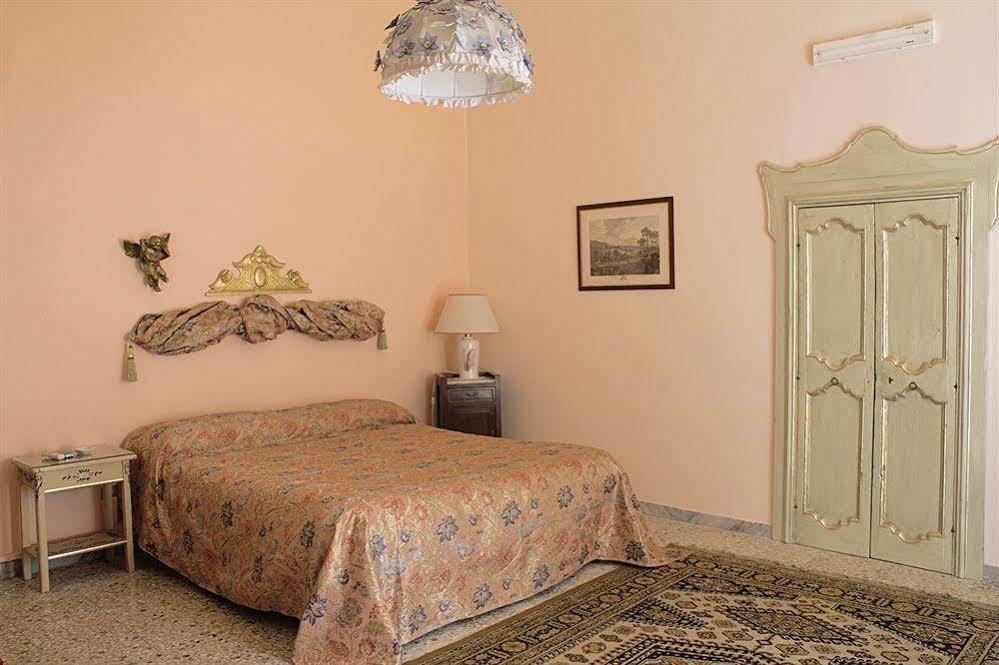 Antica Villa La Viola, Suite With Private Pool Lecce Exterior foto